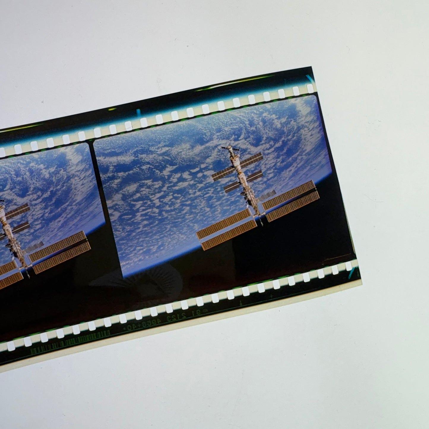 IMAX screening film, film cell bookmark-scene8 Expended Space Station-FILMDONGDONG