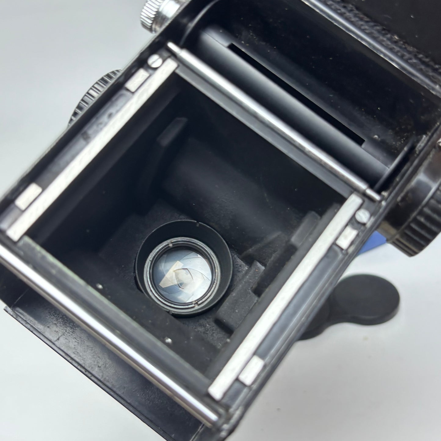 Haiou Seagull 4B 75 mm F/3.5 TLR Camera, 120 6x6.