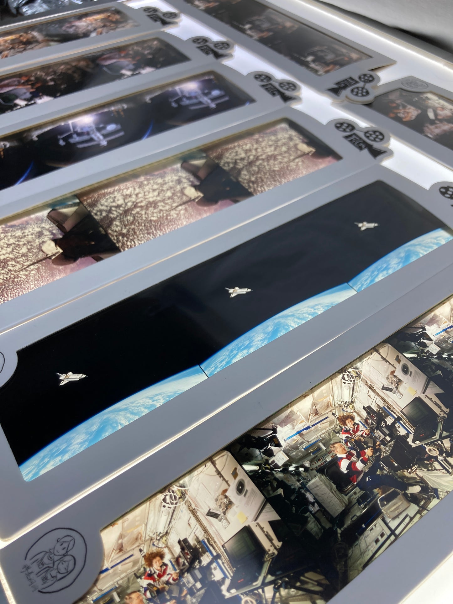 IMAX screening film, IMAX film cell scene2-FILMDONGDONG