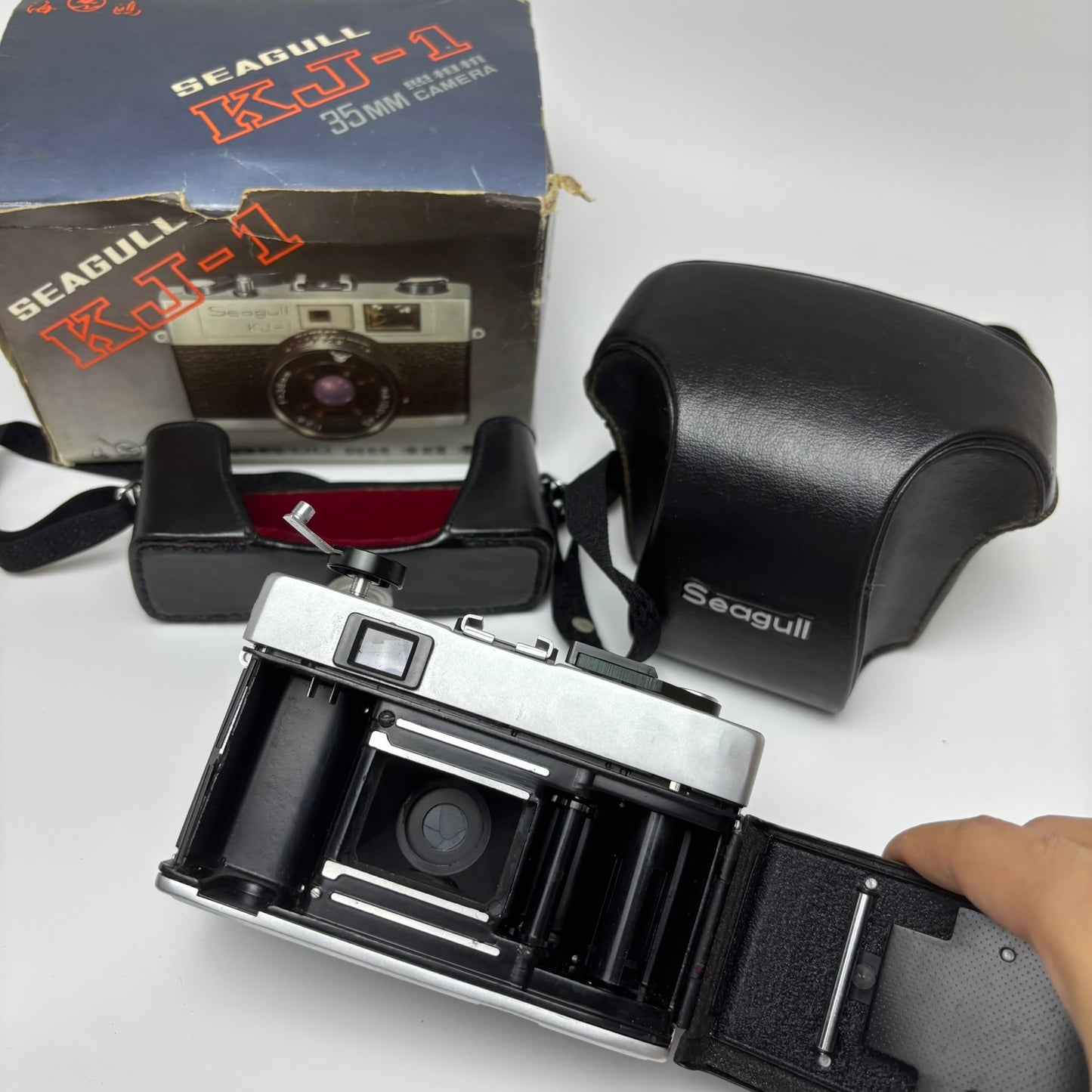 Seagull SLR camera KJ-1 38mm F2.8 135 film Camera with case and box