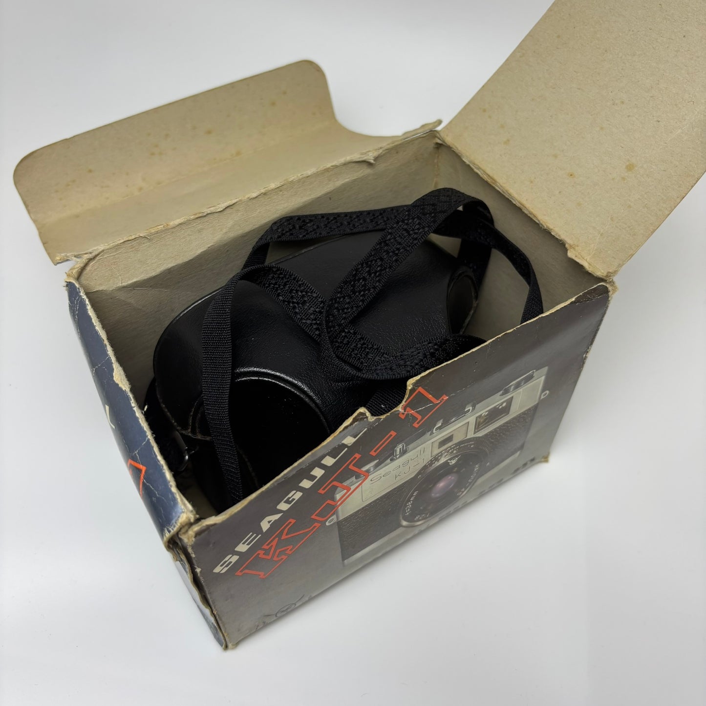 Seagull SLR camera KJ-1 38mm F2.8 135 film Camera with case and box