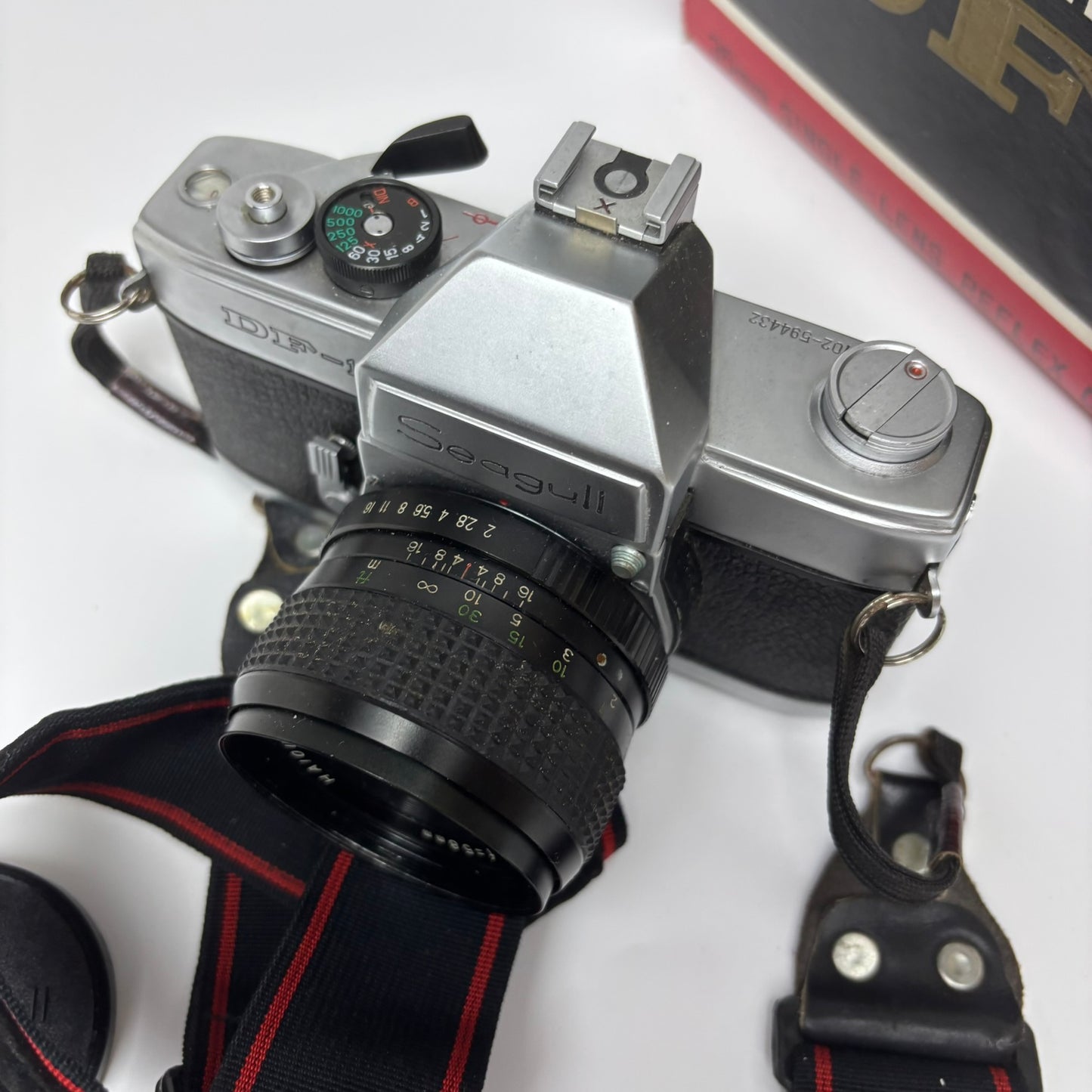Seagull SLR camera DF-1 Haiou DF1 with 58mm F2.0 lens, Chinese SLR camera
