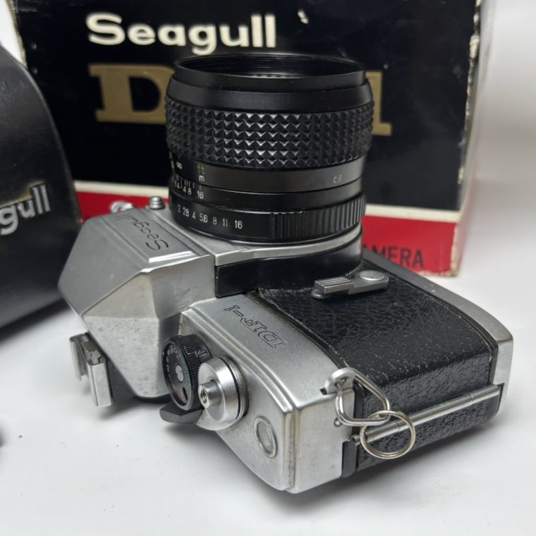Seagull SLR camera DF-1 Haiou DF1 with 58mm F2.0 lens, Chinese SLR film camera
