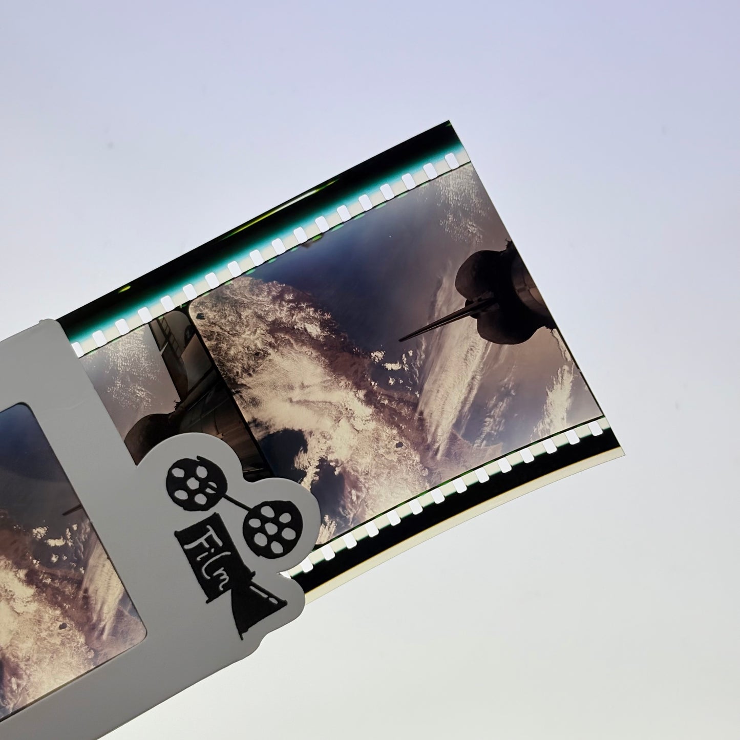 IMAX screening film, IMAX film cell scene2-FILMDONGDONG